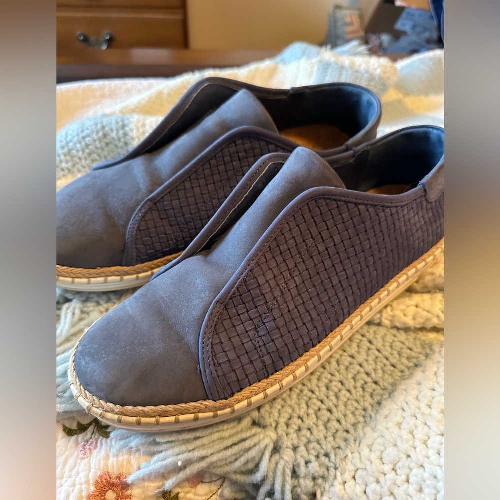 J/Slides Kayla Slip On Sneaker